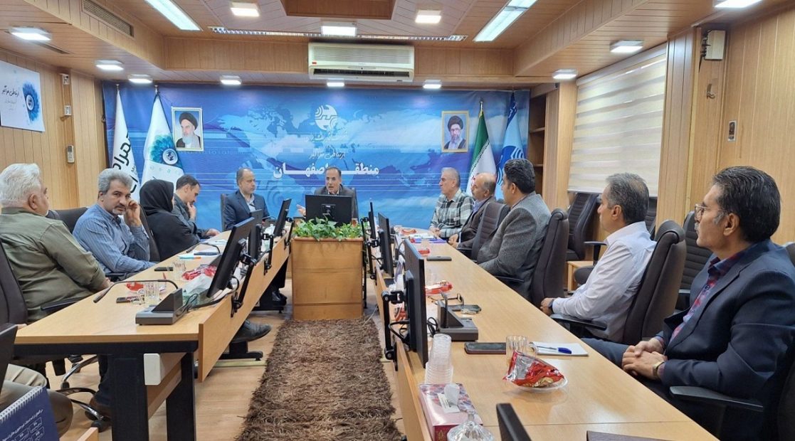 دیدار هیات مدیره انجمن صنفی کارکنان مخابرات اصفهان با مدیر منطقه اصفهان