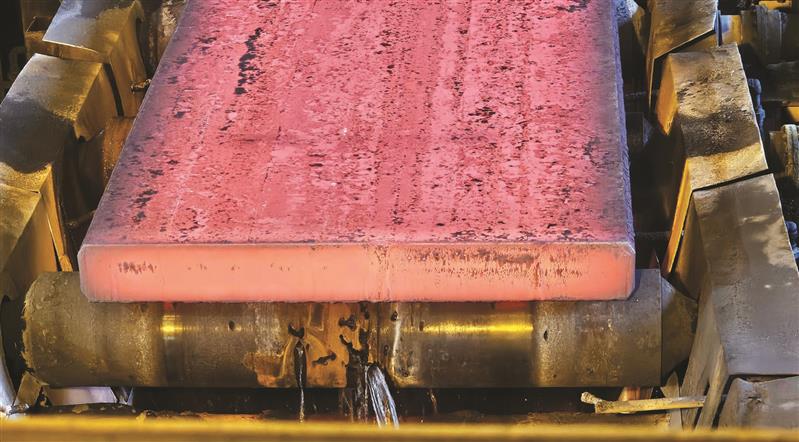 تولید تختال هشت‌وجهی در فولاد مباركه