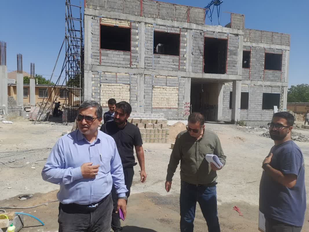بازدید از پروژه های ۱۰ منطقه آموزش و پرورش تنها در یک روز