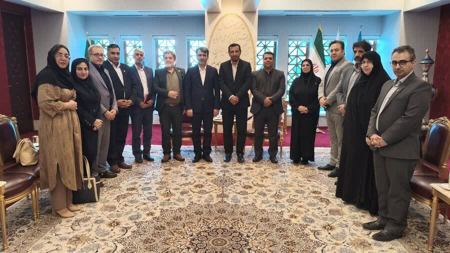 نشست مشترک بهزیستی استان اصفهان و اعضای اتاق بازرگانی