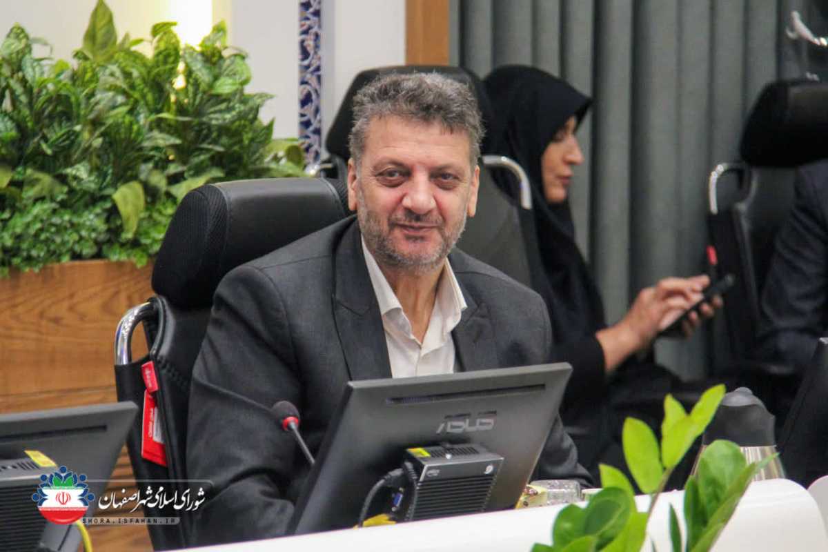 تحول در حمل‌ونقل اصفهان؛ ۵۰۰ میلیون تومان کمک بلاعوض برای تاکسیرانان برقی