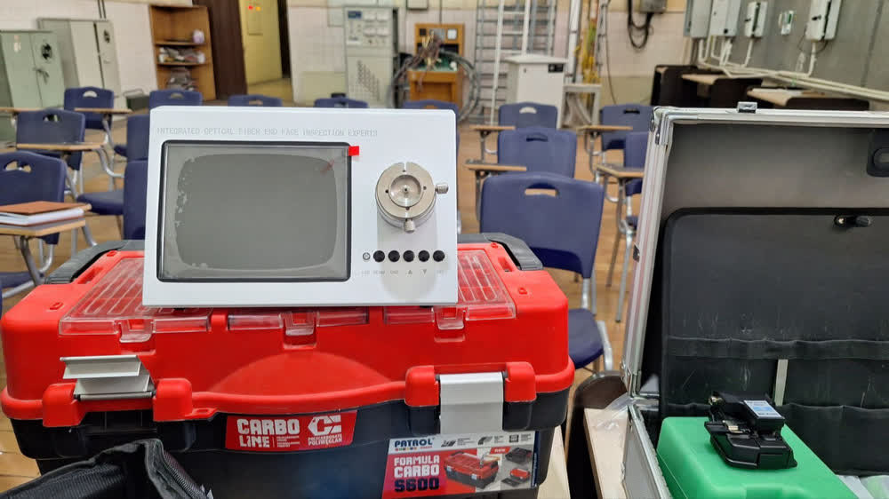 تجهیز کارگاه آموزشی فیبر نوری مخابرات منطقه اصفهان با تجهیزات جدید و شروع بکار آموزشی کارگاه