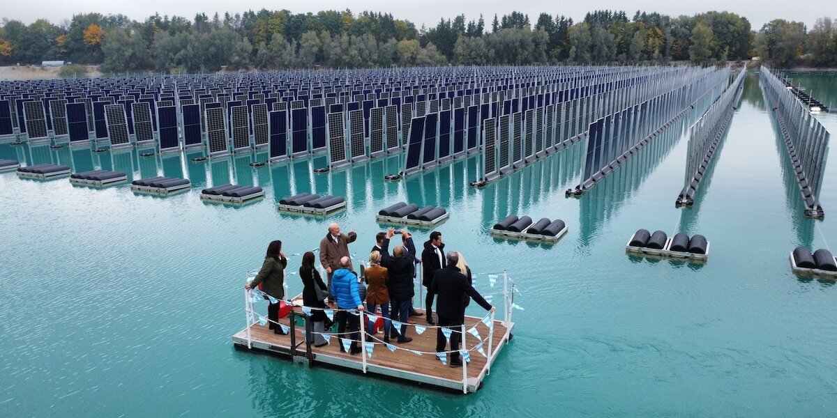 راه‌اندازی بزرگترین نیروگاه خورشیدی شناور عمودی در آلمان