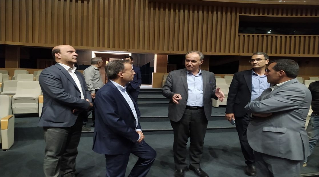 بازدید میدانی مدیر مخابرات منطقه اصفهان از سالن اجلاس و همایش‌های بین‌المللی اصفهان