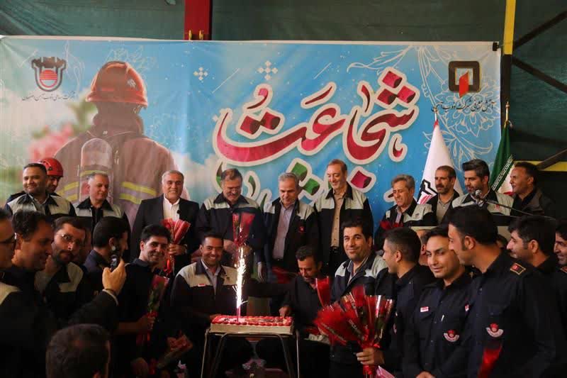 تجلیل از دریادلان آتشنشانی ذوبآهن در روز ایمنی و آتشنشانی