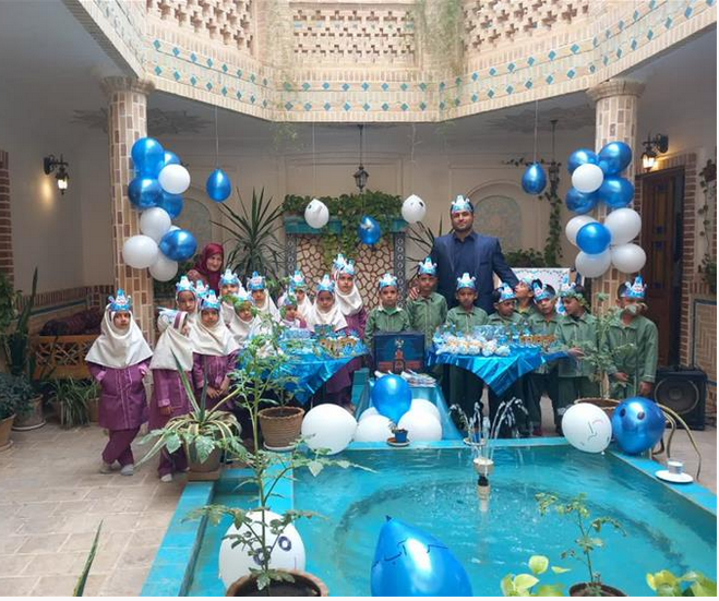 جشن «نخستین واژه؛ آب» در دبستانهای روستای دهآباد برگزار شد