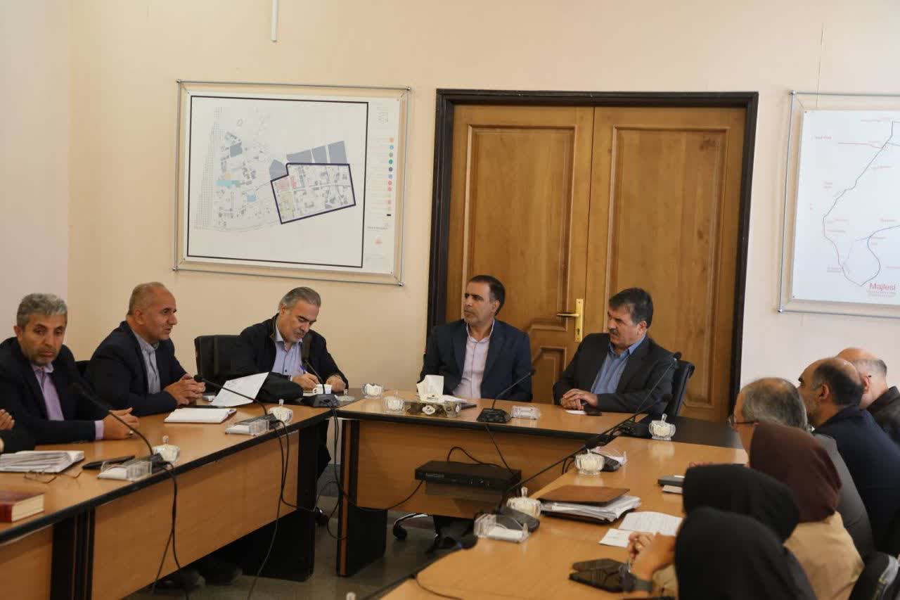 برگزاری نشست سهجانبه بررسی راهکارهای ارائه خدمات آبفا در شهر جدید مجلسی