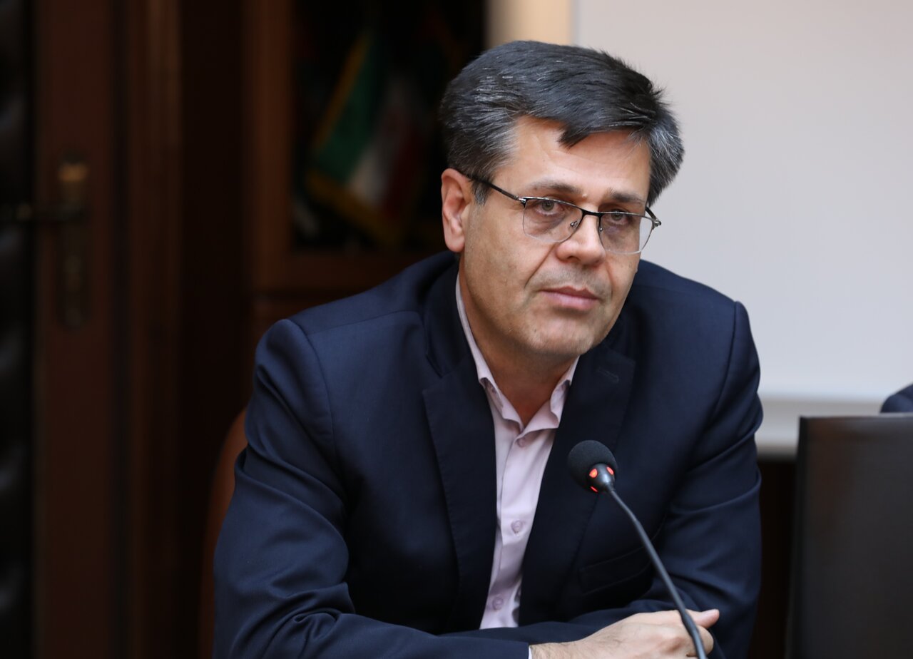 کنترلپذیری شبکه و رعایت عدالت در تامین برق صنایع از الزامات عبور از زمستان