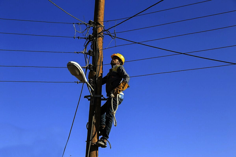 ارتقای پایداری شبکه برق سمیرم