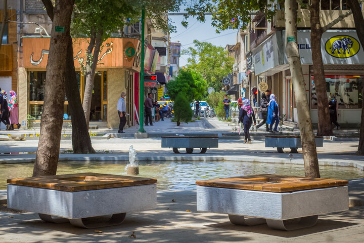 مردم و توسعه مبلمان شهری