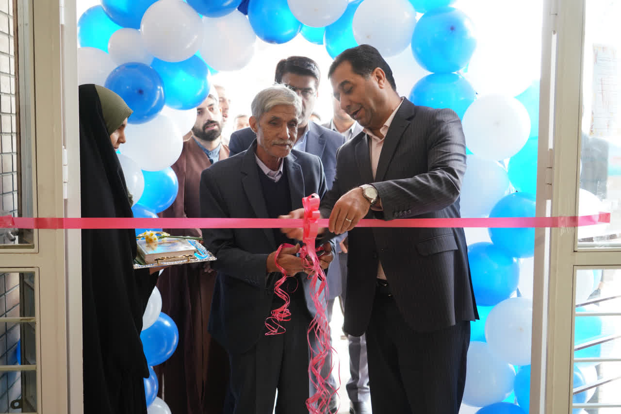 افتتاح آموزشگاه معلم جانباز اصفهانی که همه دارایی خود را صرف ساخت مدرسه کرد