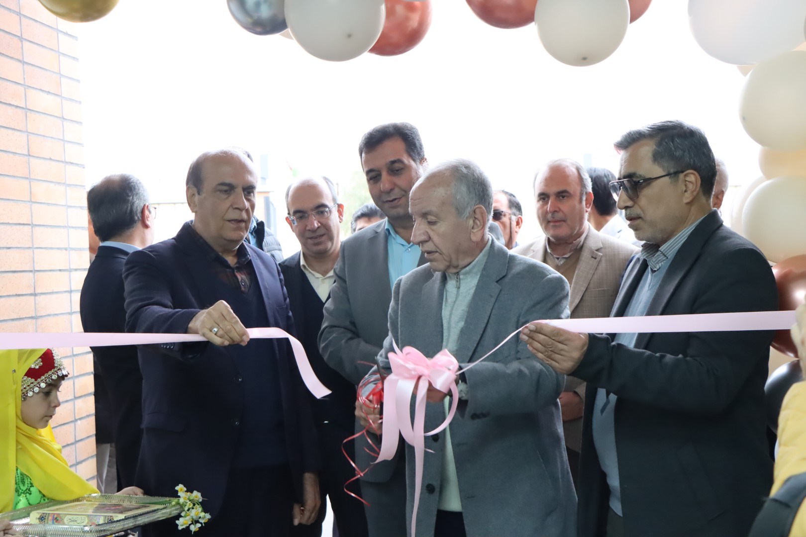 مدرسه ۴ کلاسه روستای جلادران افتتاح شد