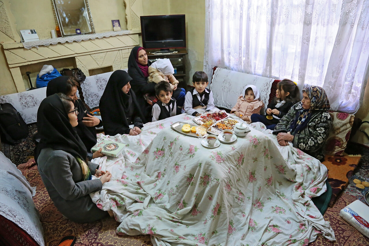 یک مهمانی خانوادگی چند میلیون آب میخورد؟