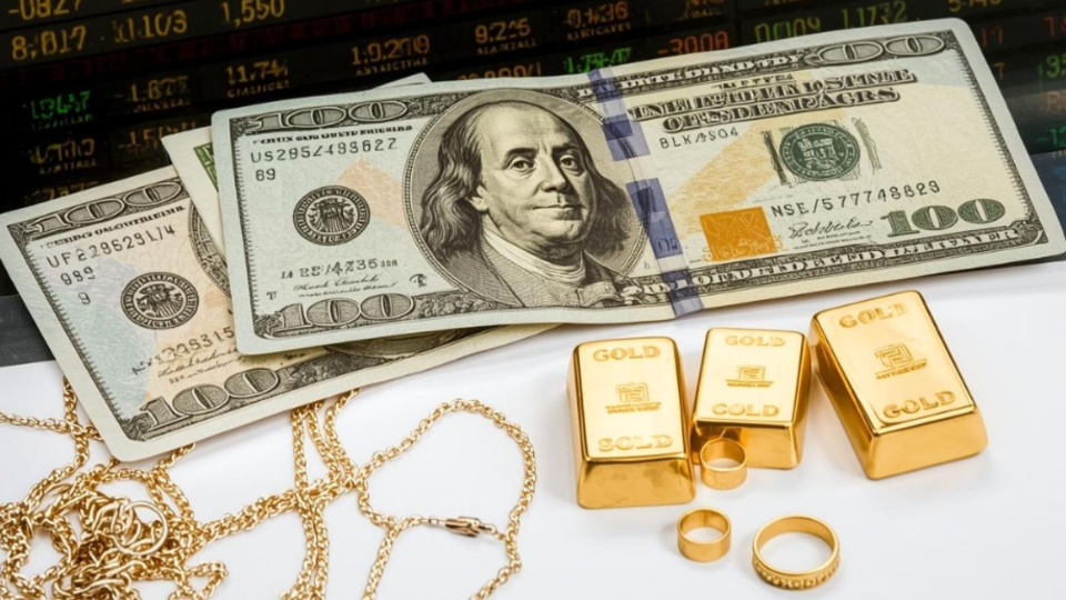 پرواز طلا و ارز در ارتفاع پست اقتصاد ایران!