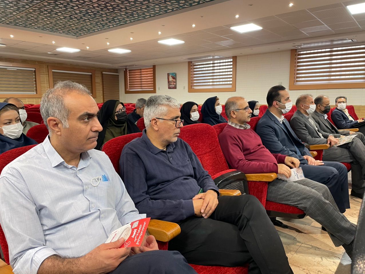 سمینار آموزشی آنفلوآنزا در مخابرات منطقه اصفهان برگزار شد