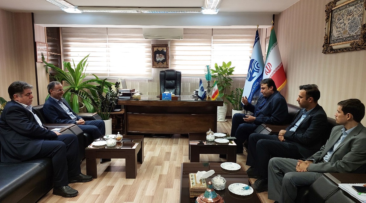دیدار مدیر مخابرات منطقه اصفهان با مدیریت شعب بانک مهر ایران