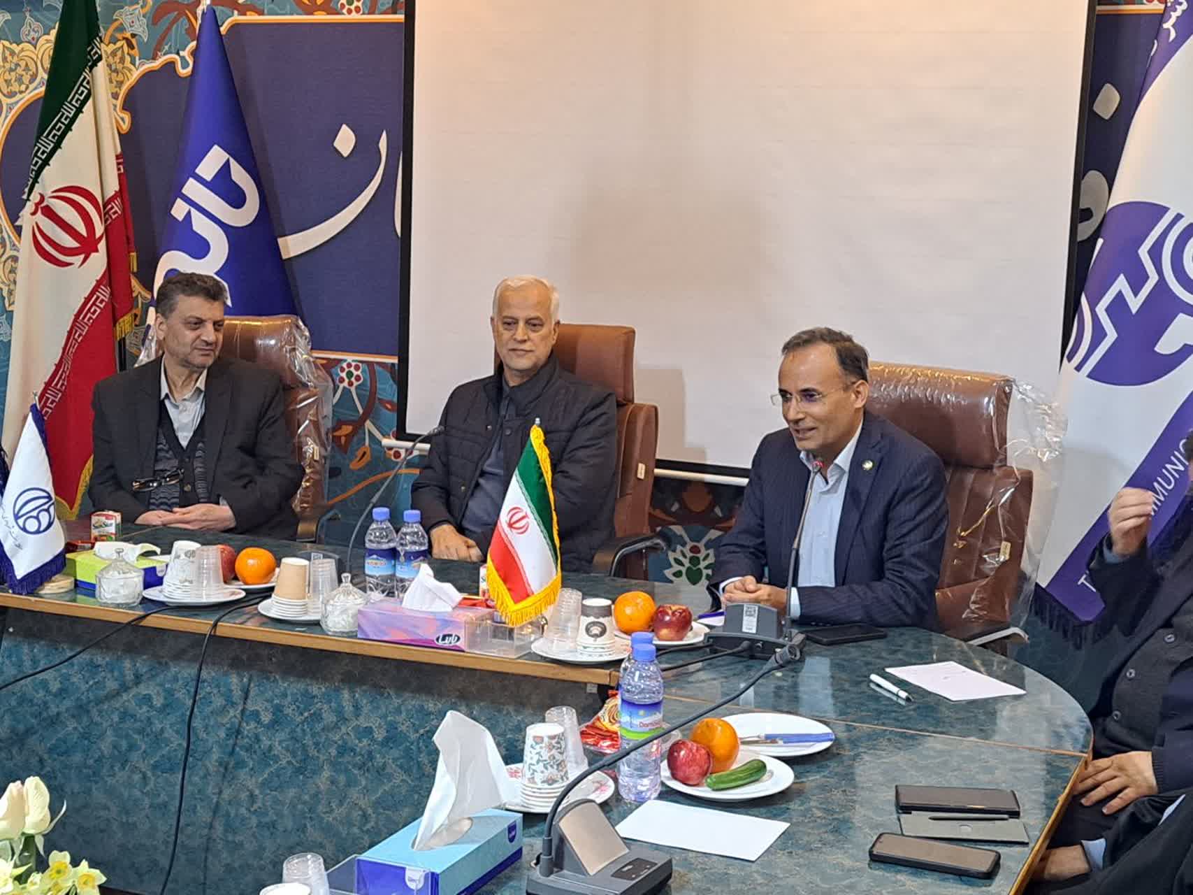 آغاز رسمی پروژه برگردان فیبر نوری در اصفهان