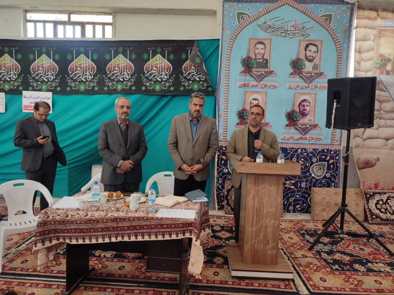 نشست پیگیری درخواست‌های روستاهای مرکزی اصفهان در روستای پیله‌وران