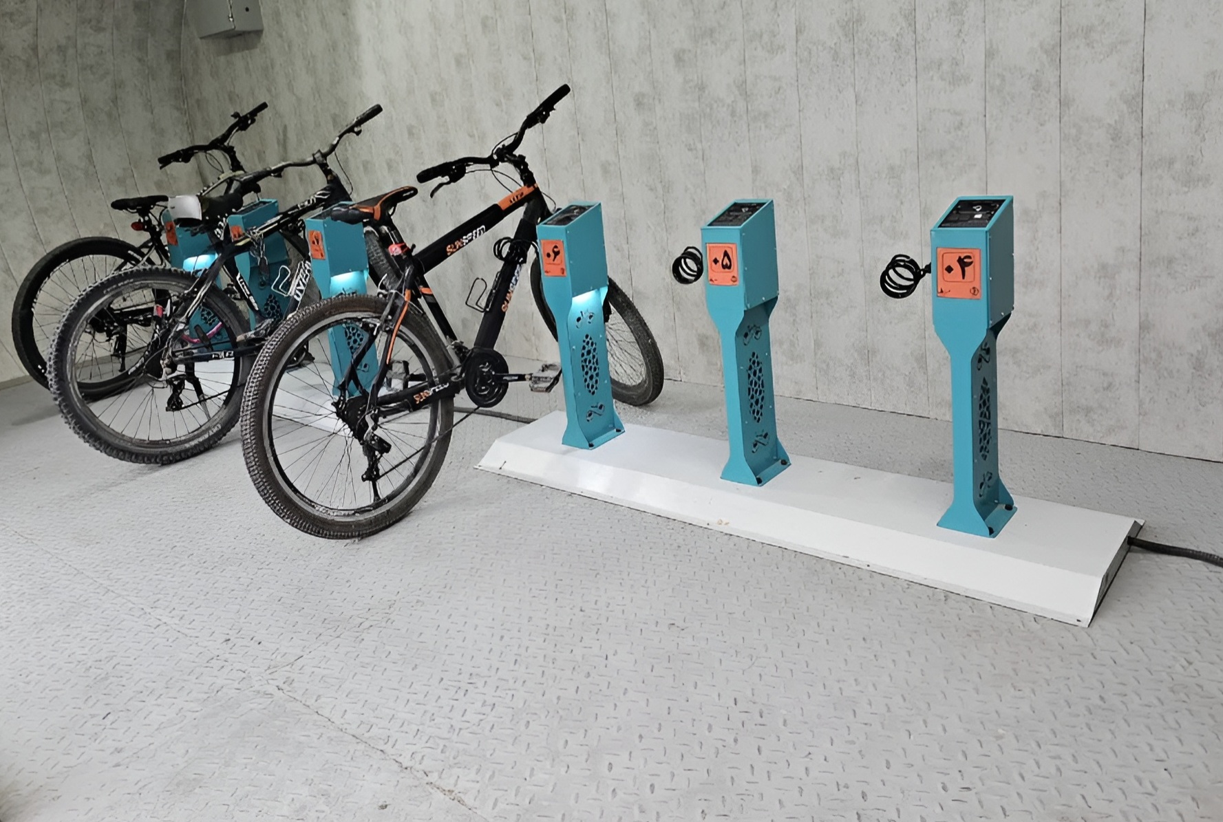 راه‌اندازی پارکینگ‌های هوشمند دوچرخه در شهر اصفهان