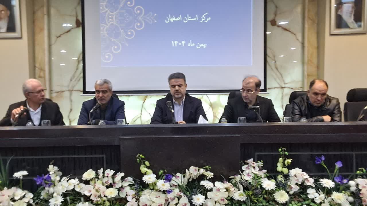 خود را موظف به پیگیری مطالبه‌های اصناف می دانیم