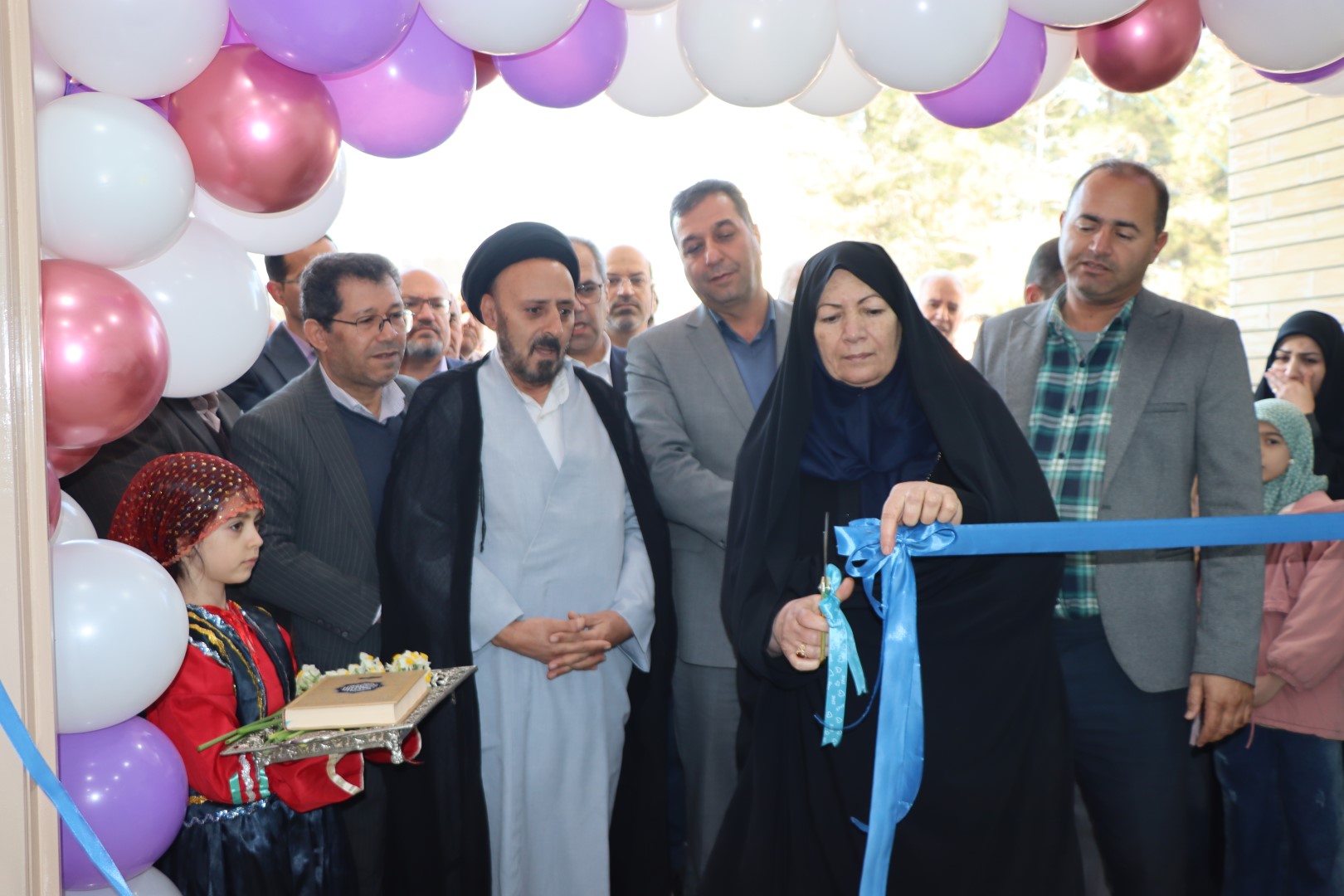 افتتاح آموزشگاه خیرساز «حضرت ابوالفضل(ع)» روستای روران ناحیه ۶ اصفهان