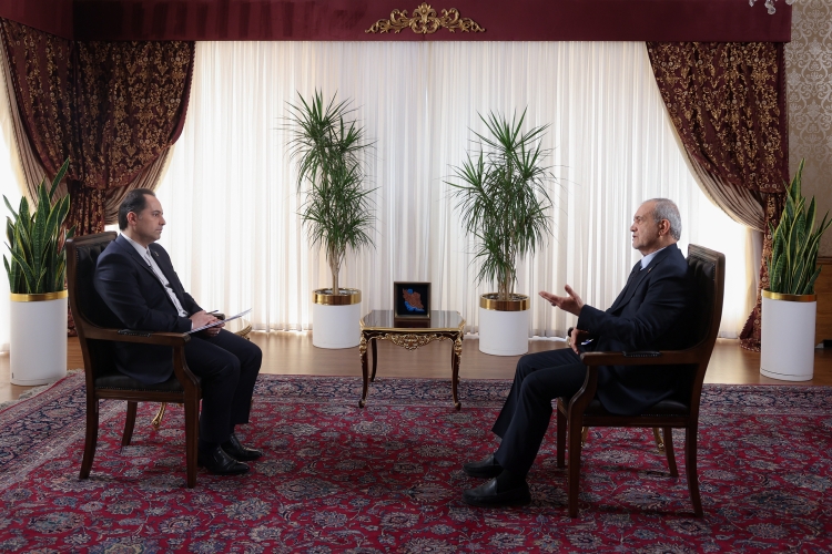 پزشکیان: مردم صف‌شان را از اغتشاشگران جدا کرده‌اند