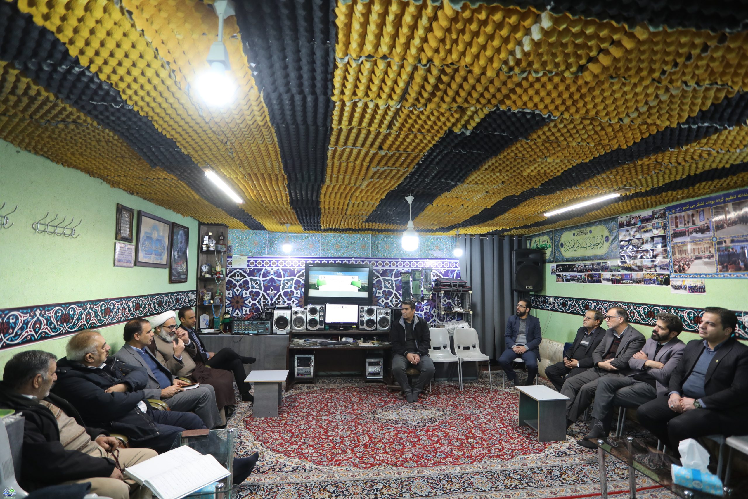 برگزاری جلسه هیئت امناء حسینیه مرکزی مبارکه