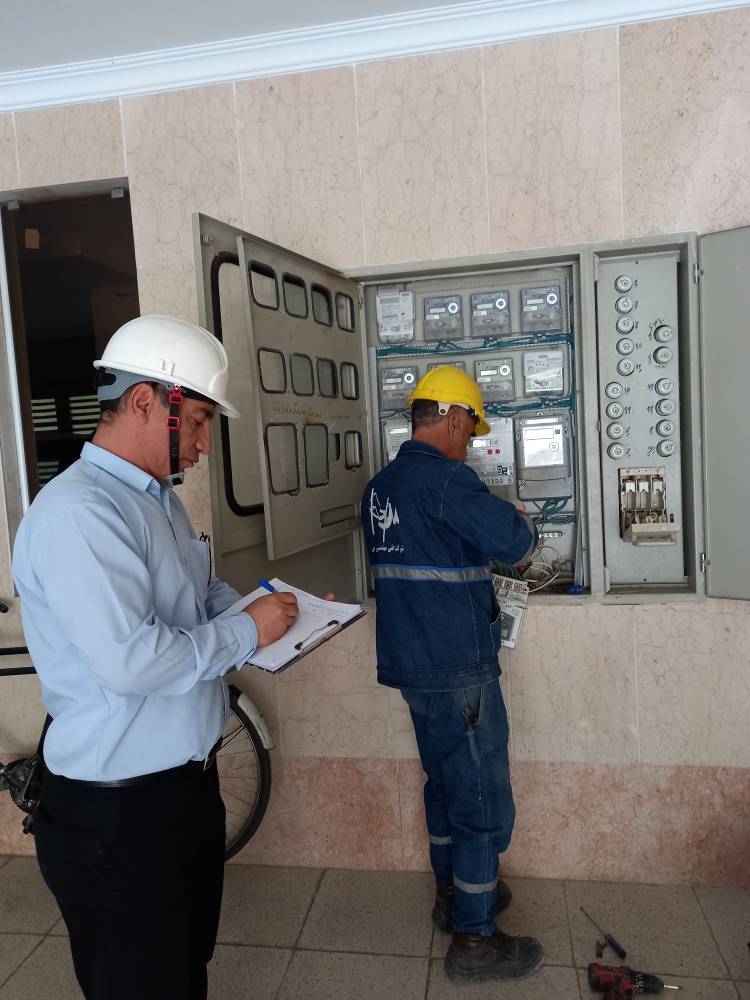 تعویض و نصب کنتورهای هوشمند ۱۸هزار انشعاب مشترکین خانگی و تجاری پرمصرف در اصفهان