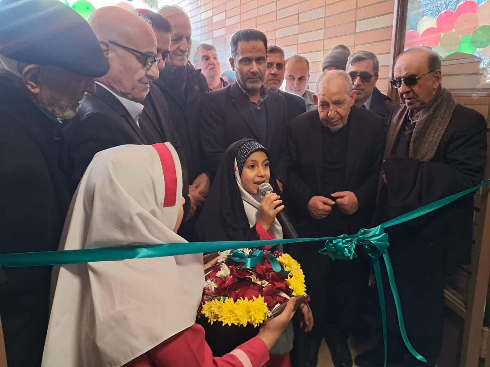 پاسخی به عدالت آموزشی در گلپایگان با ساخت یک مجتمع بزرگ