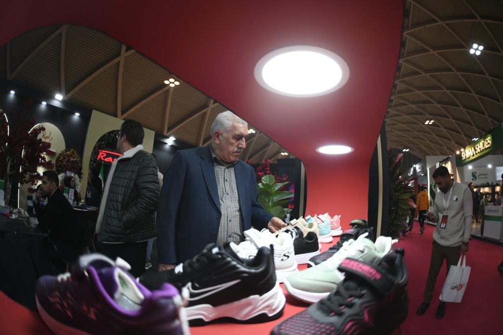 حضور استاندار اصفهان در مهم‌ترین رویداد ملی صنعت کفش ایران