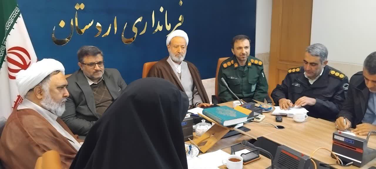 صدور مجوز رایگان ۵۰۰ مترمربع زمین برای کاربری اطراف مساجد اردستان الزامی شد