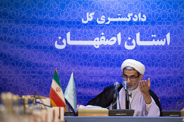 سیاستهای اقتصادی نباید برای واحدهای تولیدی مشکلساز شود