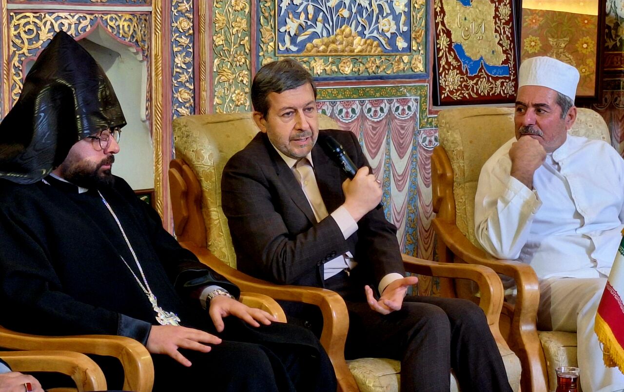 نقش گفت‌وگوی بین ادیان در انسجام اجتماعی اصفهان