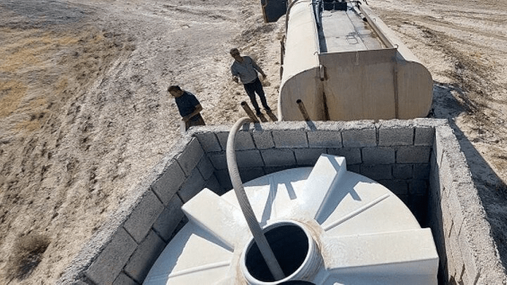 شکارچی متخلف، آب به حیاتوحش میبرد