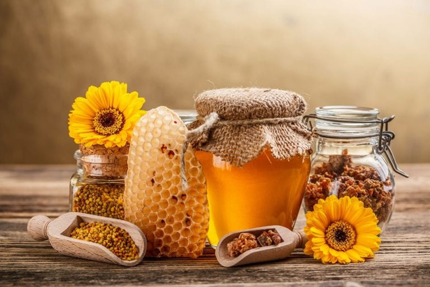 صدور مجوز صادرات ۱۴۰ تن عسل از خوانسار