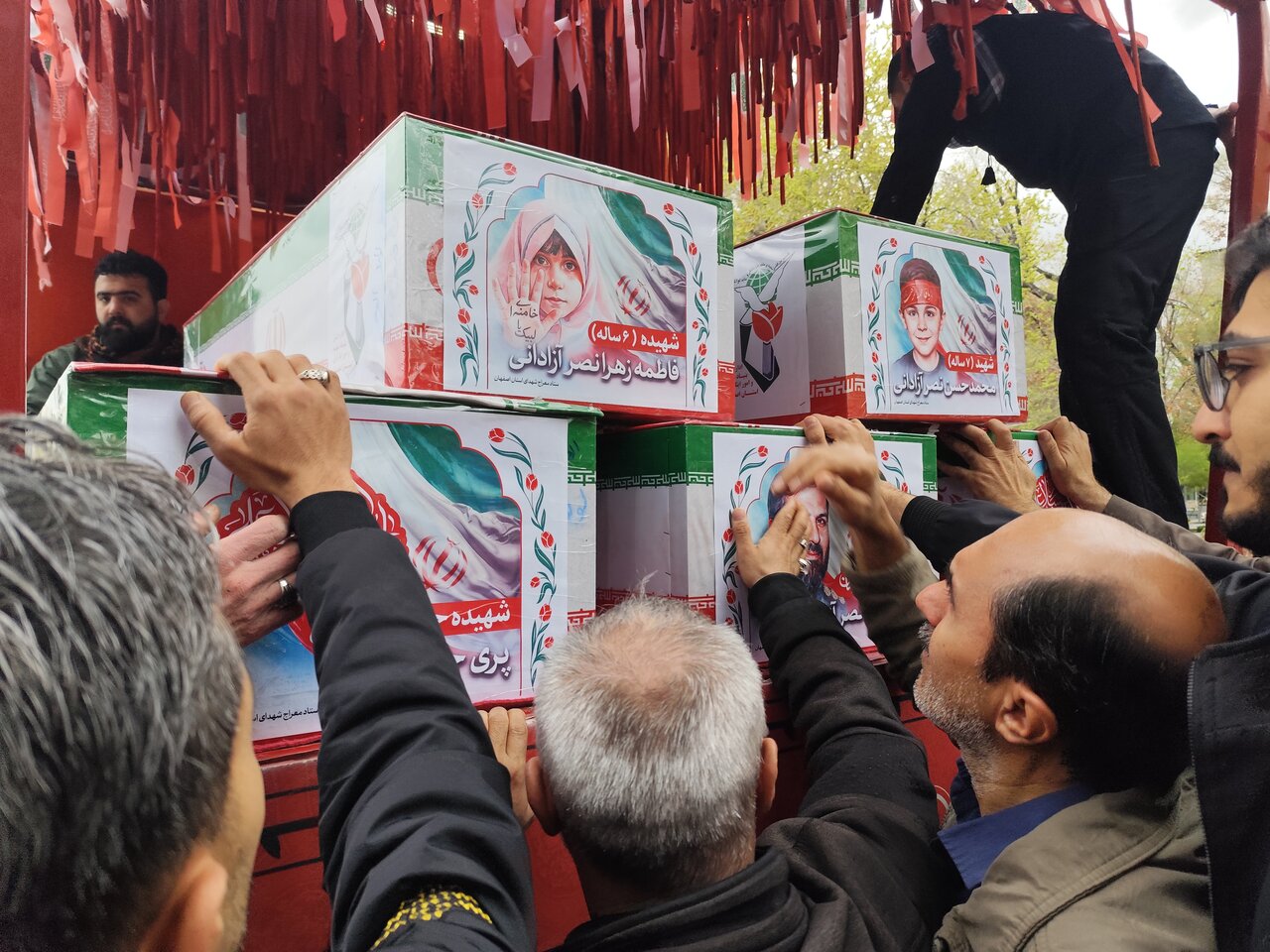 وداع بارانی نصف جهان با یاران آسمانی صاحب الزمان