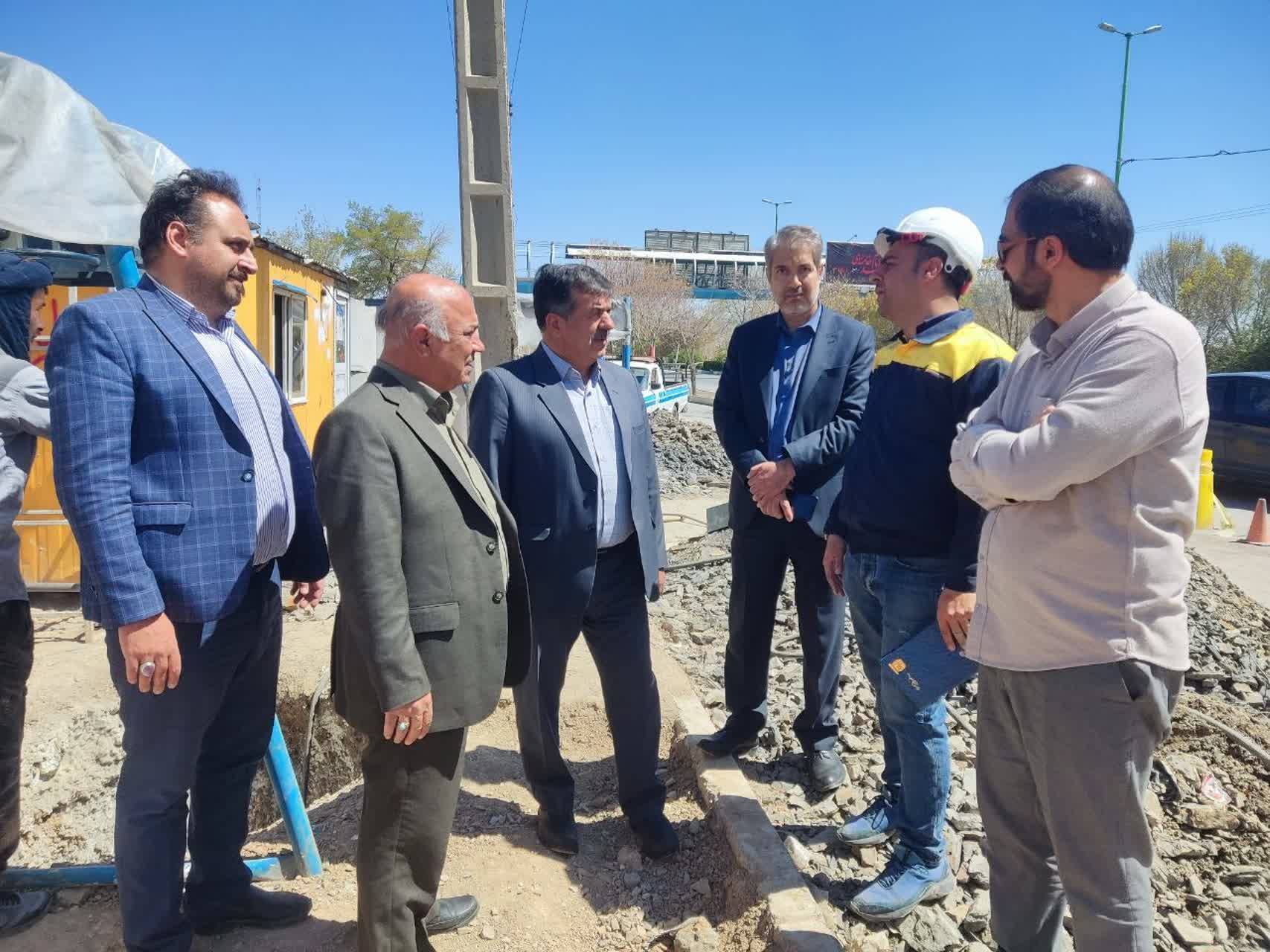 پیشرفت ۴۰ درصدی طرح انتقال فاضلاب خیابان مشتاق سوم