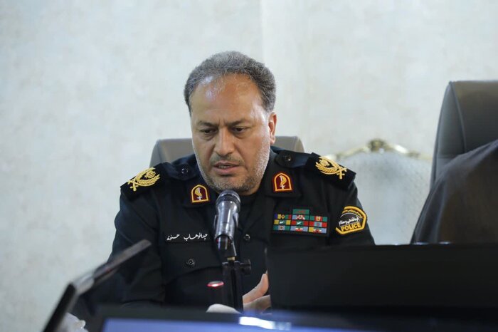 با اخلالگران اقتصادی و محتکران بدون اغماض برخورد میکنیم