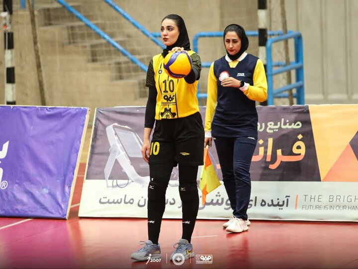 حمله به فولاد مبارکه را محکوم میکنم