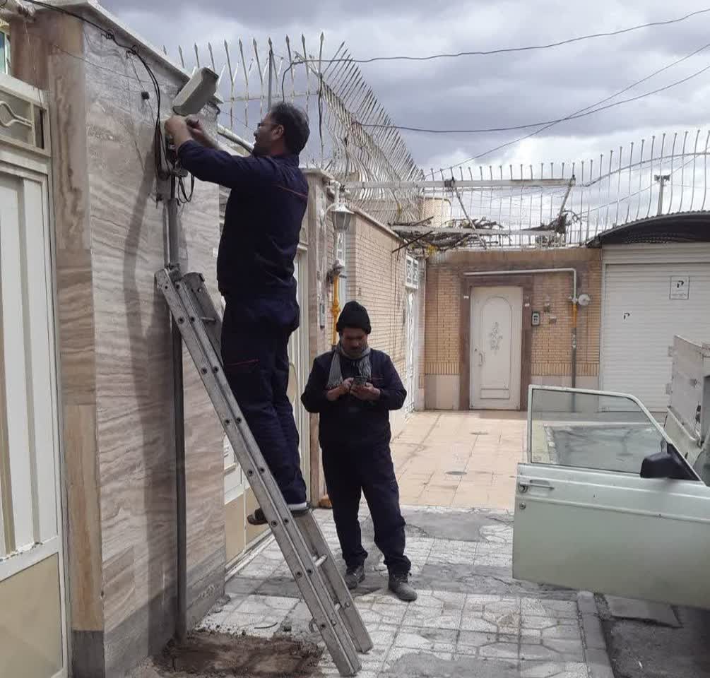 دراپ کشی و توسعه فیبرنوری در نجفآباد