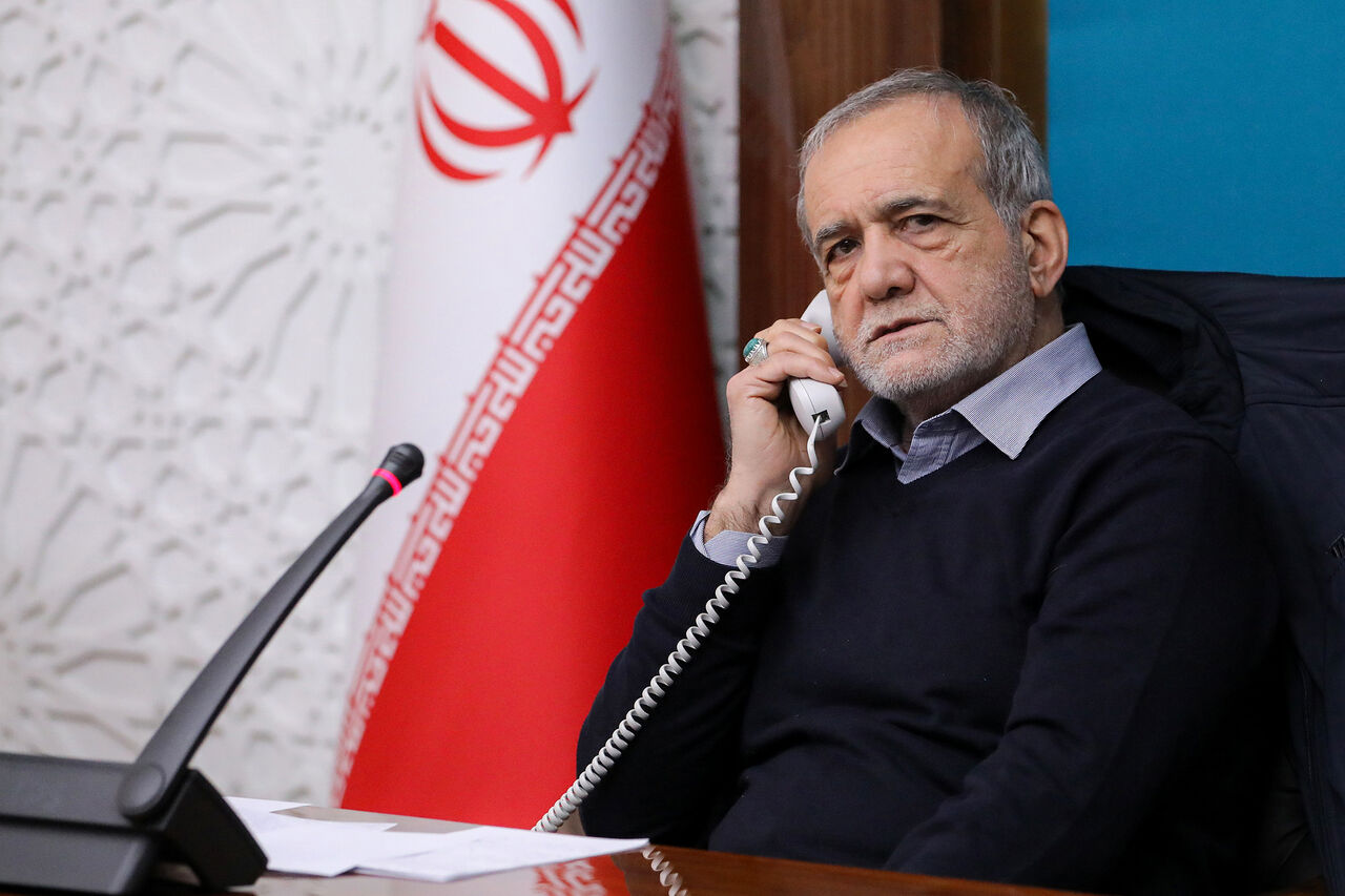 تاکید پزشکیان بر ضرورت شتابدهی روند بازسازیها با اختیارات تفویضشده به استانداران