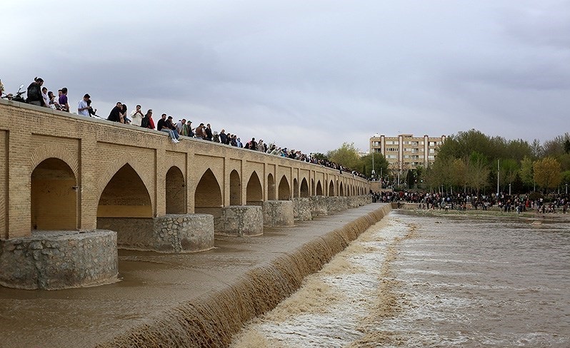آینده نامطمئن زاینده‌رود در سایه تغییرات اقلیمی و چالش‌های حکمرانی آب