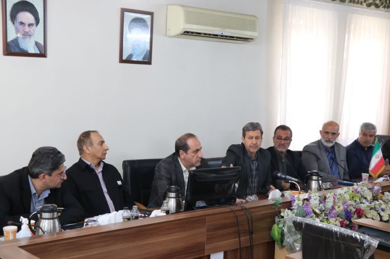 تأکید استاندار اصفهان بر تسریع بازسازی مناطق آسیب‌دیده