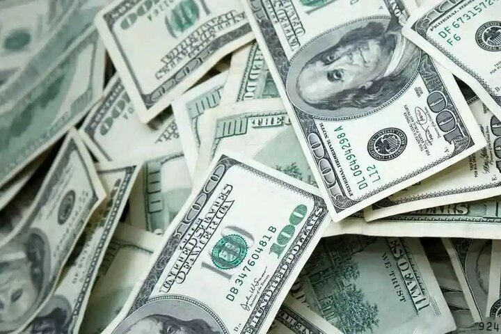 فروش ارز با کارت ملی در ۲ بانک