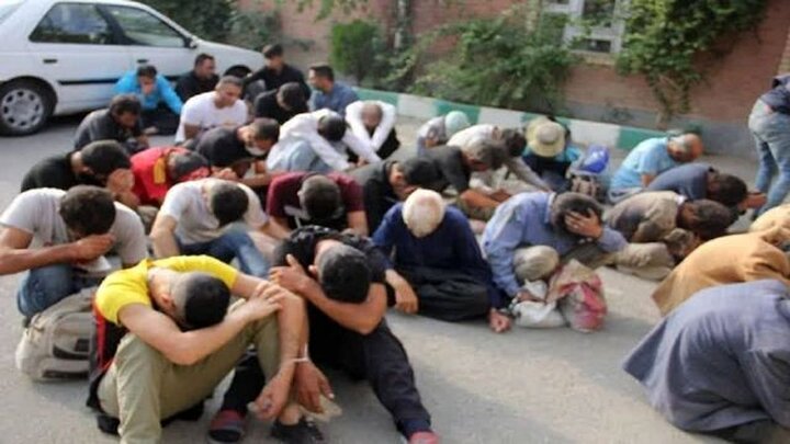 دستگیری ۳۲ سارق قطعات خودرو با ۱۲۳ فقره سرقت در اصفهان