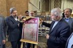 وزیر میراث فرهنگی از اسناد مالکیت عالی‌قاپوو هشت‌بهشت رونمایی کرد