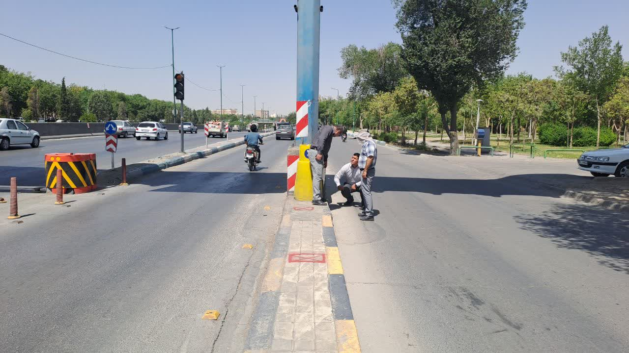 ایمنسازی خروجی بزرگراه شهید اردستانی به سمت خیابان لاله