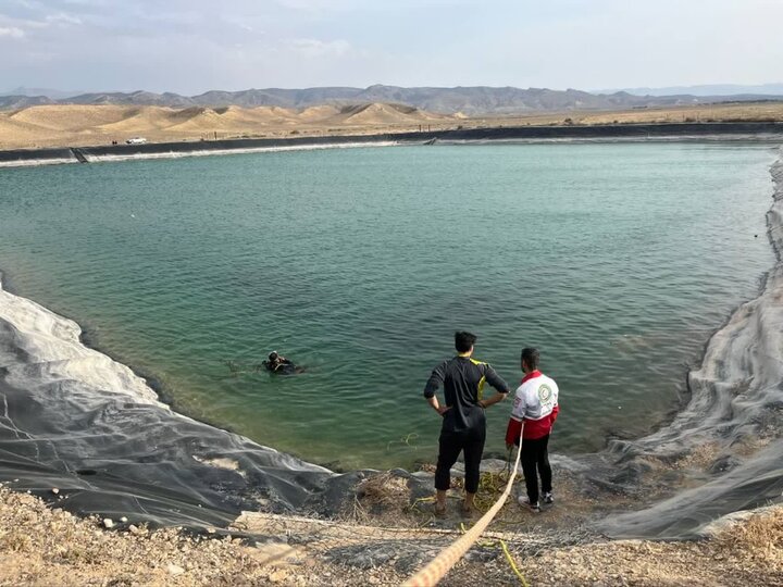 شیرخوار ۱.۵ ساله در اردستان غرق شد؛ تصادف پراید و پژو ۹ مصدوم داشت