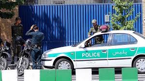 پلیس امروز به دانش، هوشمندی و صالحیت ارتباطی نیاز دارد پلیس امروز به دانش، هوشمندی و صالحیت ارتباطی نیاز دارد