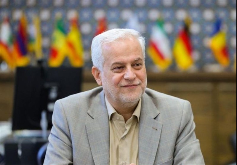 خدمترسانی به زائران حسینی جلوهای از فرهنگ ایثار است